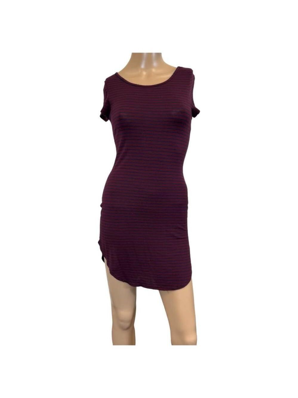 Vibe Sportswear size small dress